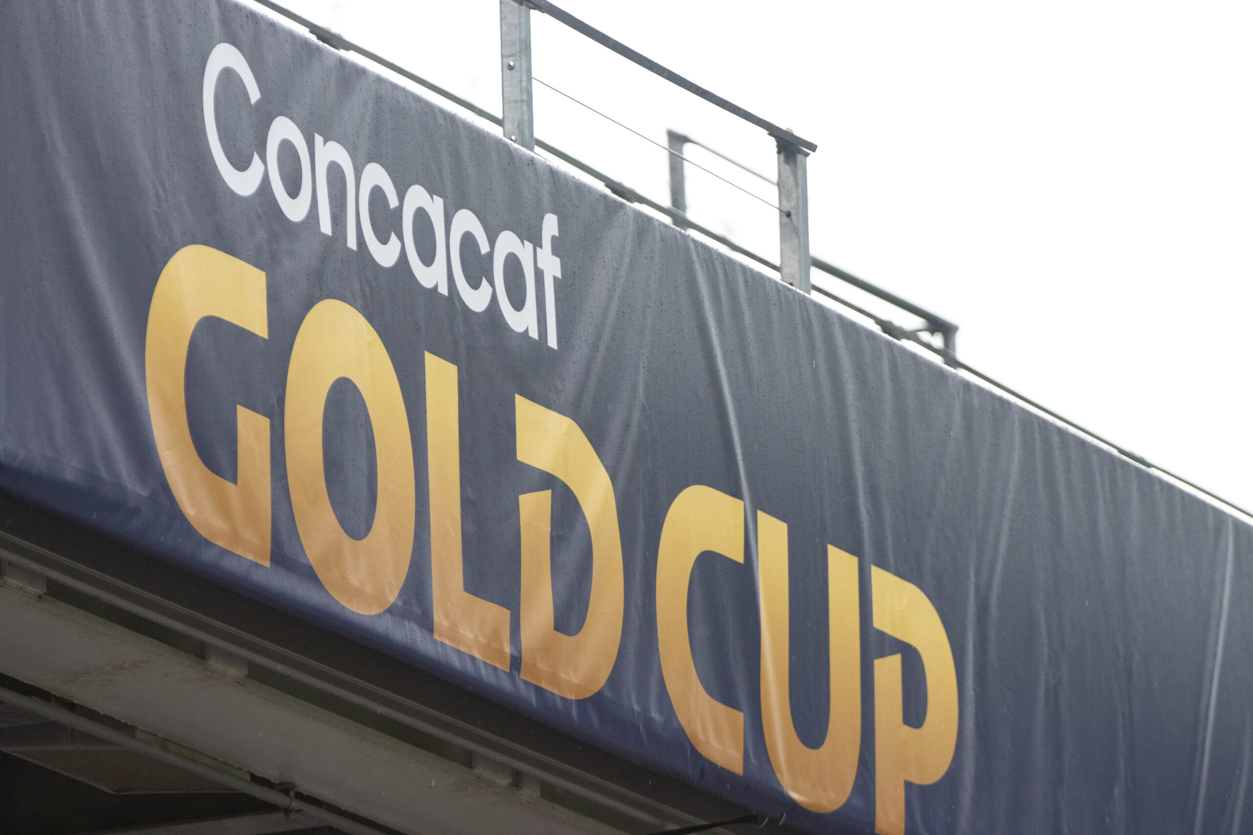 Dempsey scores record goal, leads US into Gold Cup final