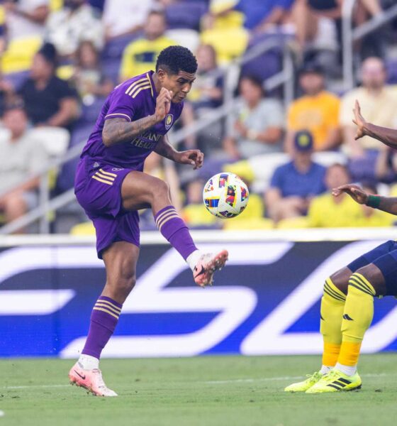 Image of Wilder Cartagena controlling the ball against Nashville.