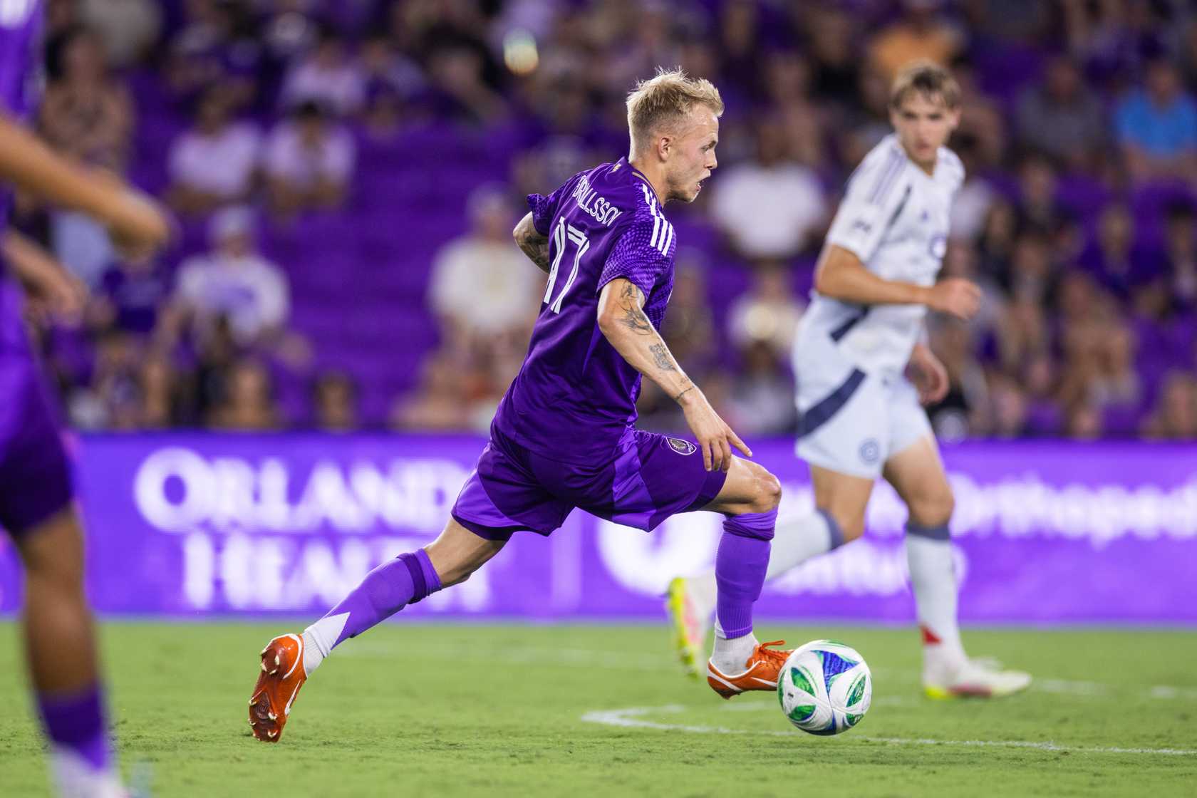 Dagur Dan Thorhallsson plays the ball against the Chicago Fire.
