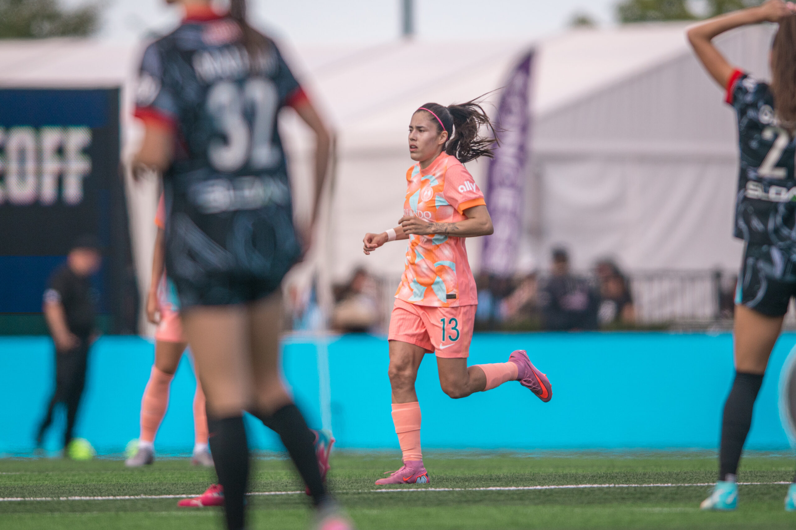 Image of Jacquie Ovalle making her Orlando Pride debut.