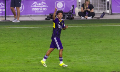 Image of Gustavo Caraballo celebrating a goal.