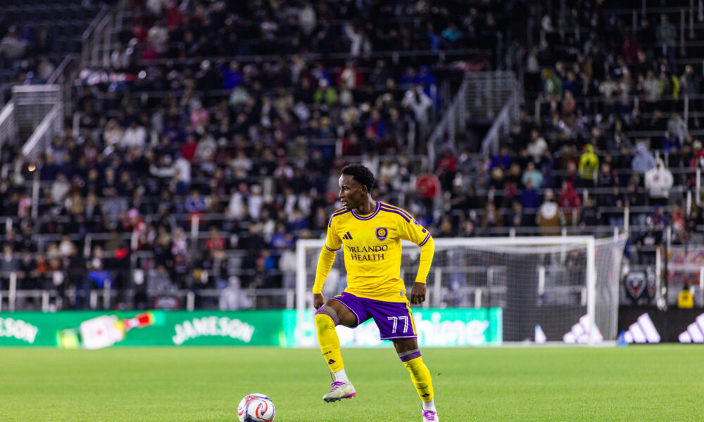 Image of Ivan Angulo playing against D.C. United.