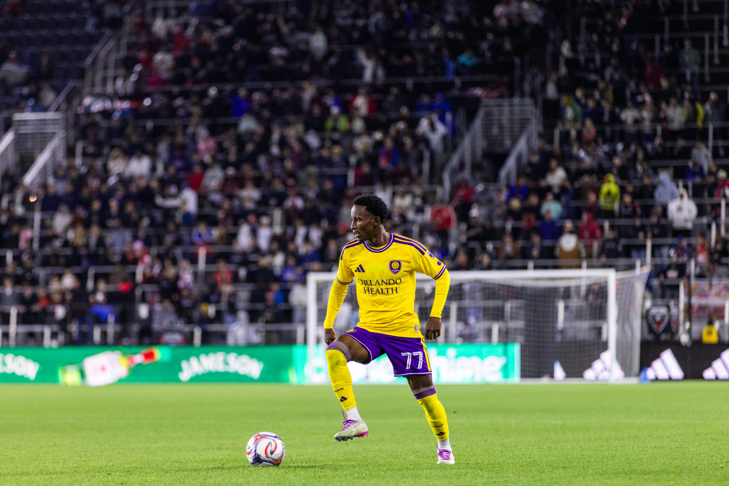 Image of Ivan Angulo playing against D.C. United.