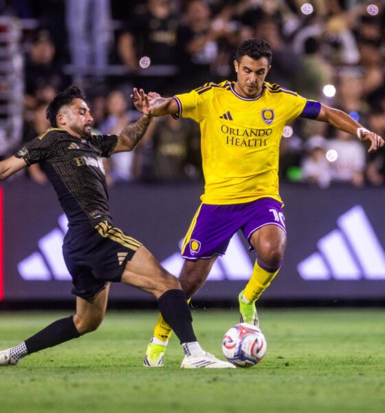 Image of Martin Ojeda fighting for the ball against LAFC.