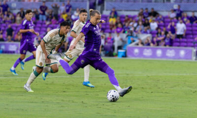 Image of Griffin Dorsey preparing to shoot on a breakaway against Atlanta.