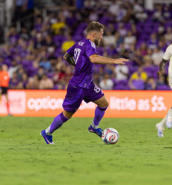 Image of Marco Pasalic dribbling the ball in the attack against Atlanta.