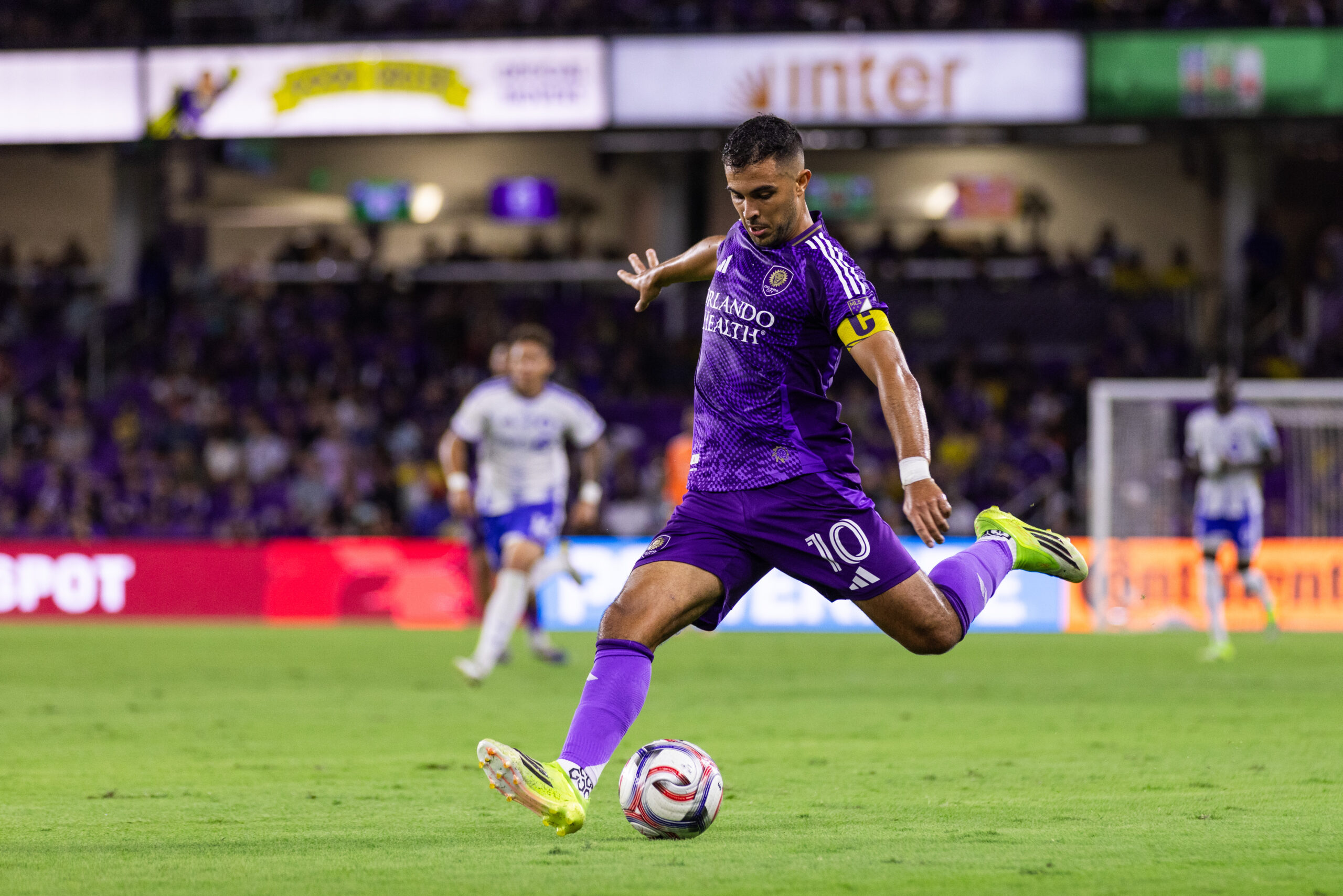 Image of Martin Ojeda taking a shot against CF Montreal.