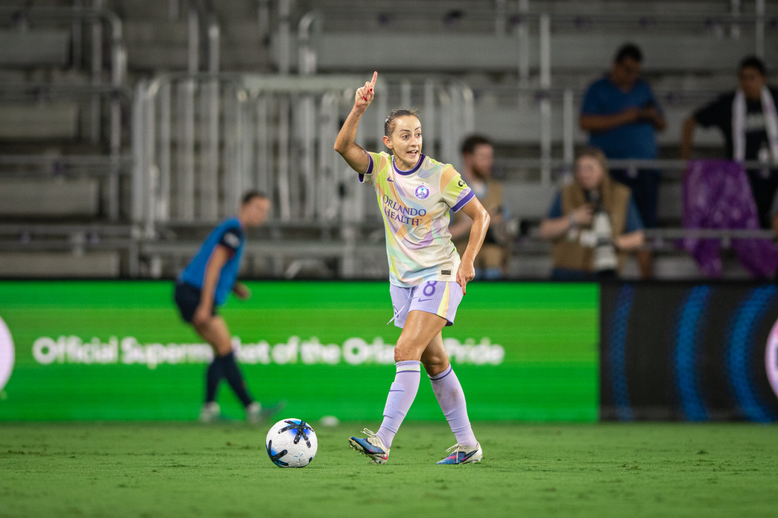 Image of Luana preparing to take a free kick.