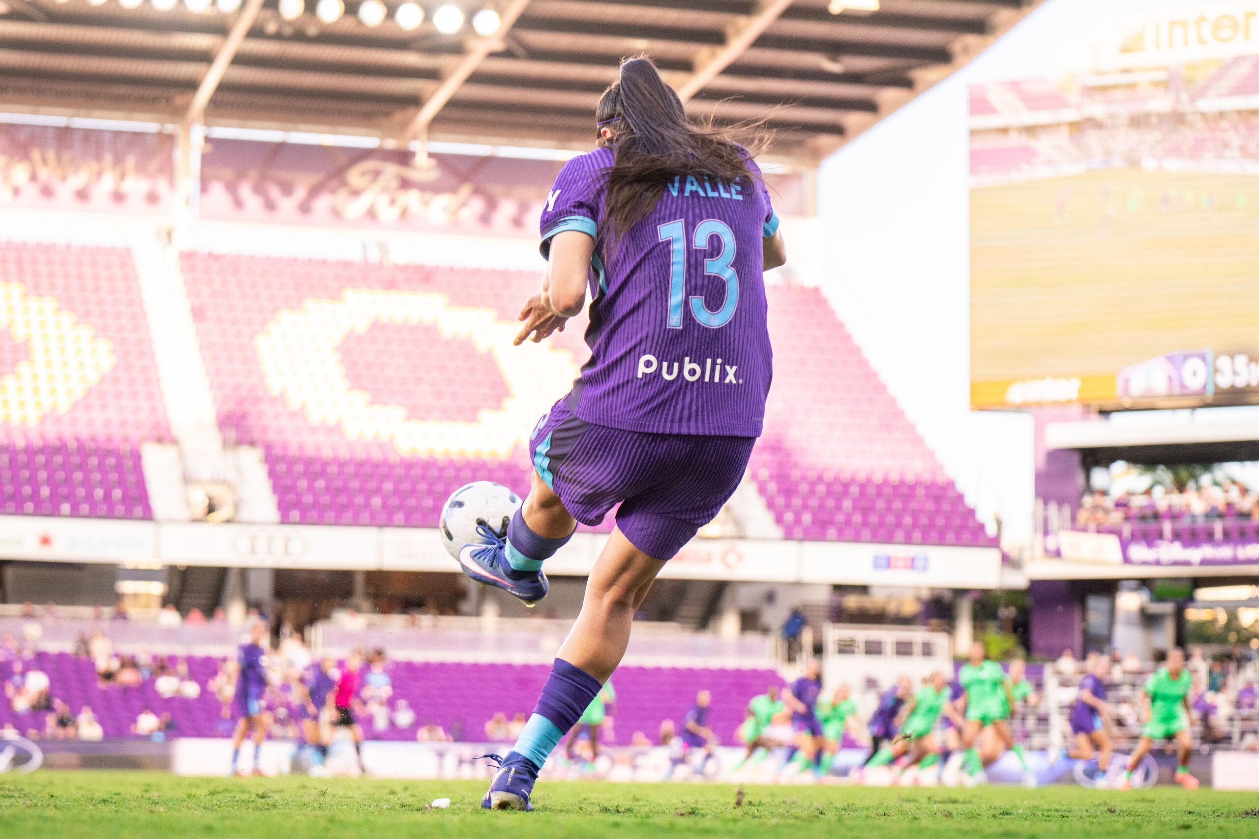 Image of Jacquie Ovalle taking a free kick against Boston.