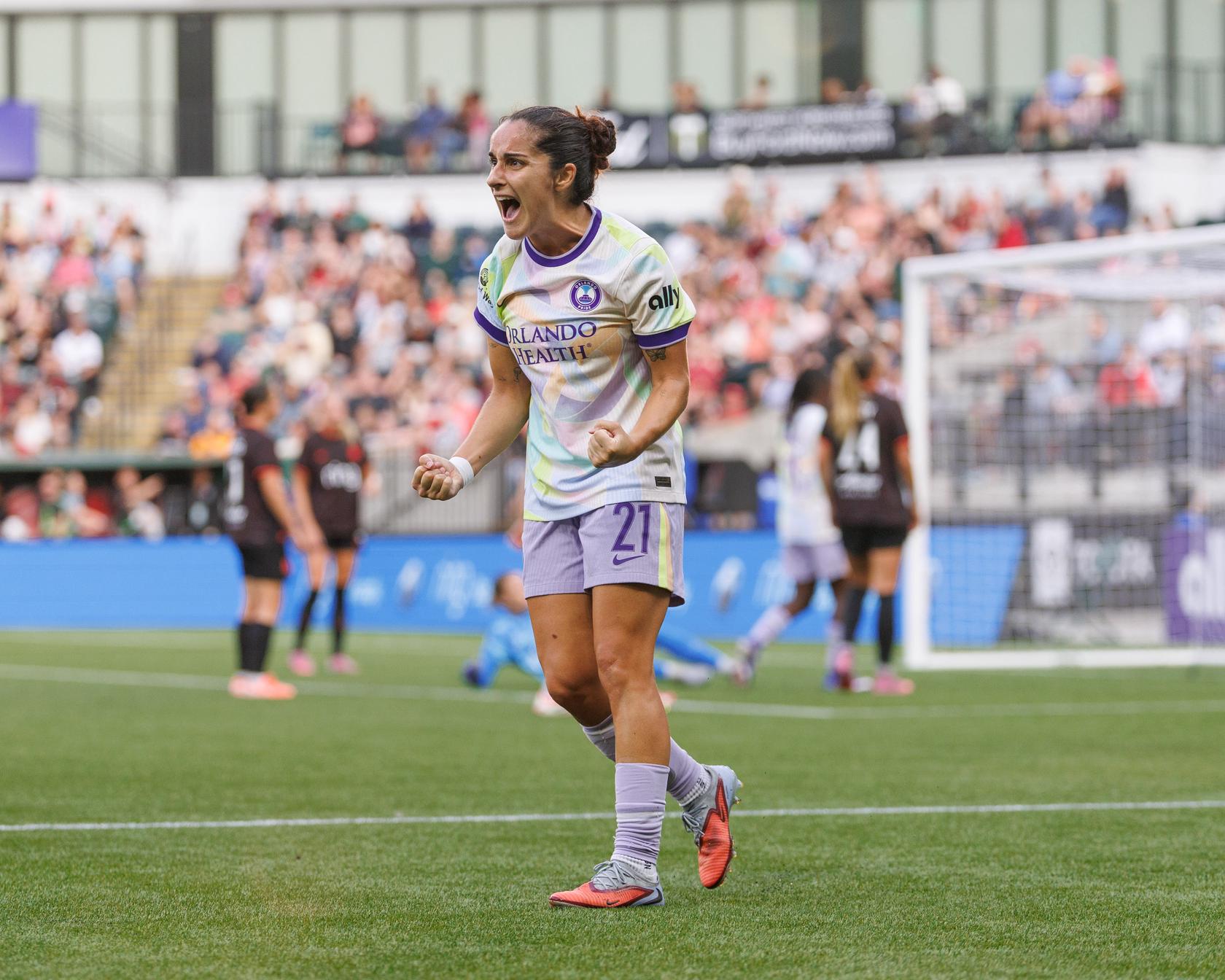 Image of Oihane celebrating a goal at Portland.