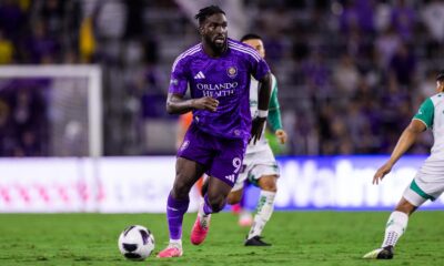 Image of Daryl Dike playing against Club Leon.