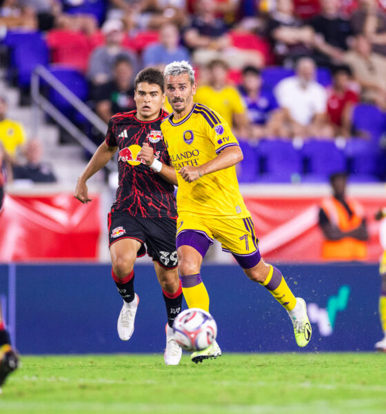 Image of Antoine Griezmann playing against the Red Bulls.