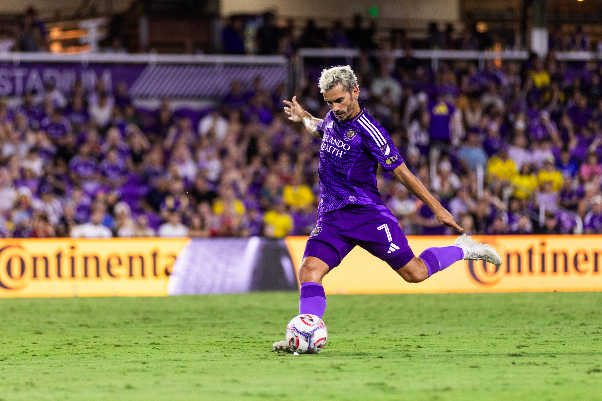 Image of Antoine Griezmann taking a shot vs. Real Salt Lake.