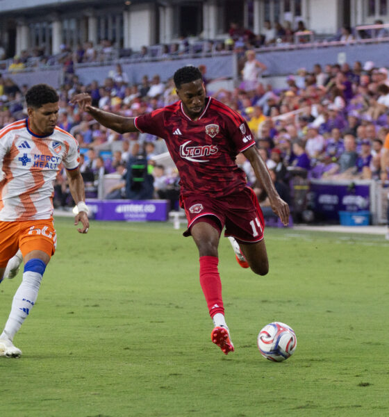 Image of Tyrese Spicer battling against FC Cincinnati.