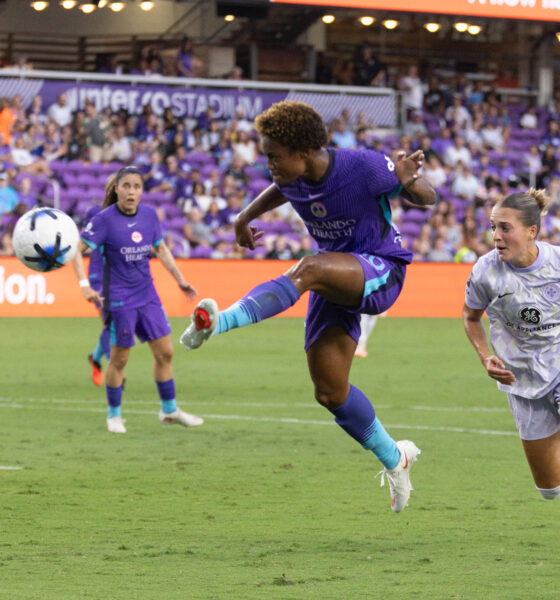Image of Simone Jackson in action against Racing Louisville.